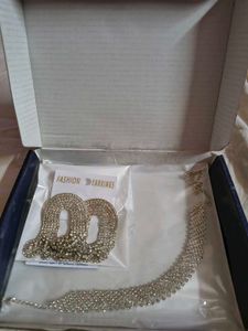 Sparkling Fashion Earrings