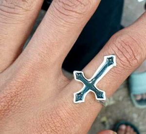 Cross Ring