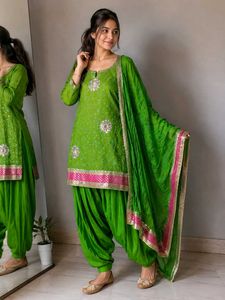 Vibrant Green Bandhani Kurta set