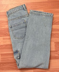 🦋 Light Wash Utility Cargo Jeans 𝜗𝜚˚⋆