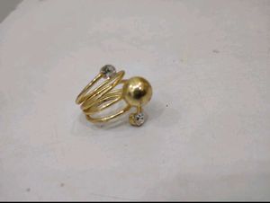 Chic Gold Flower &amp; Pearl Ring
