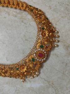 Traditional Gold Necklace Set