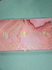 Huda Beauty Rose Quartz Palette