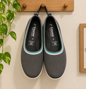 Comfortable Grey Casual Shoes unused