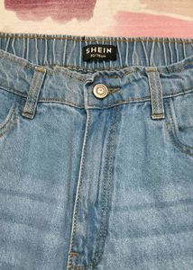 Distressed Wide Leg Jeans