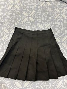 black tennis skort