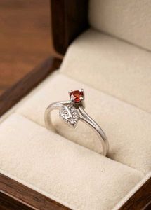 Elegant Leaf Design Ring with Red Stone (pure 925