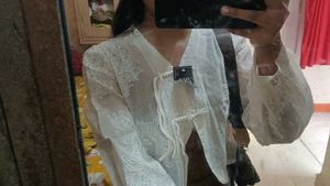 White Embroidered Kurta