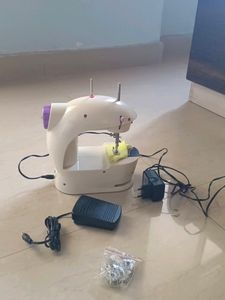 Portable Mini Sewing Machine
