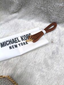 Michael Kors Signature Off White 🤍 shoulder bag
