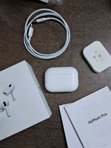 Apple AirPods Pro (2nd Gen)
