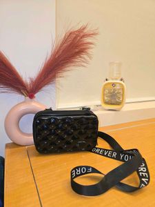 Chic Quilted Crossbody Bag