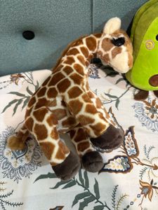 Plush Giraffe Toy
