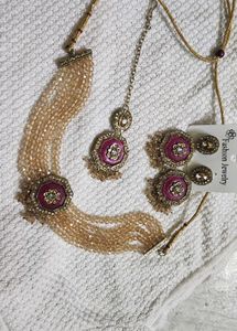 Majenta Pink Premium Crystal Bead Necklace
