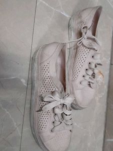 light pink colored shoes for women