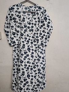 White Floral Print Kurta sets