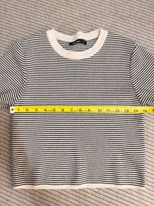 Striped Cropped Knit Top