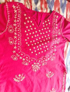 Embroidered Pink Kurta