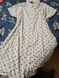 POLKA DOT BUTTON-DOWN DRESS