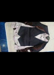 Classic 3 piece Men's Suit Jacket