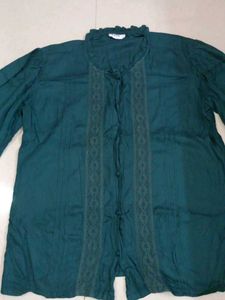 Elegant Shirt with detail laces