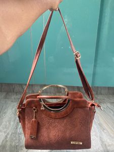 Lafille Hand And Shoulder Bag