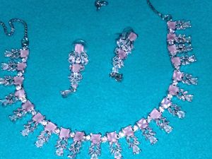 Stunning Pink Stone Jewellery Set