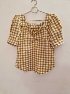 Gingham Puff Sleeve Top