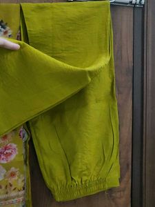 Beautiful Kurta Set with Trousers