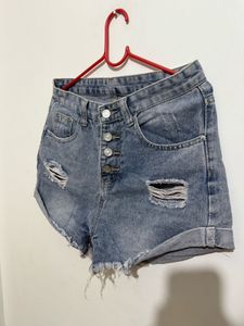 women’s Blue demin shorts