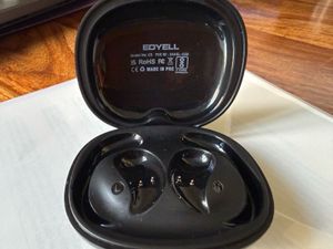 Edyell Wireless Earbuds with Charging Case
