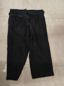 Stylish Black Cropped Pants with Tie Waist