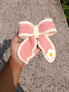 Crochet Bow Hair Clip