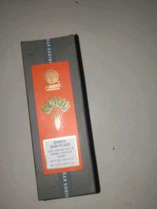 Forest Essentials Sun Fluid