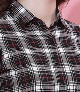 Stylish Black &amp; White Checkered Casual Shirt for W