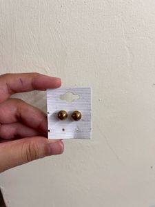 Chic Ball Stud Earrings