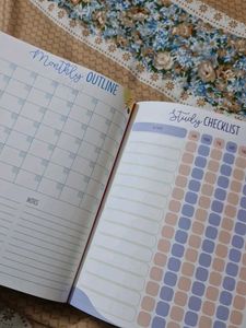 ☀️FREE DELIVERY!!☀️6 MONTHS UNDATED STUDY PLANNER