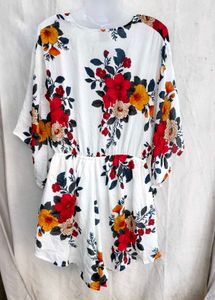4029. Floral Tie-Front Crop Top &amp; Shorts Set