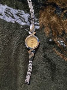 Elegant Omax Quartz Watch