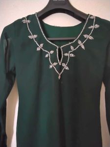 Elegant Green Embellished Kurta