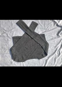 ZARA Stylish Patterned Long Sleeve knit Sweater