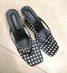 Polka Dot Heel🎀