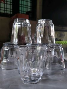 Set of 6 Clear Glass Tumblers new