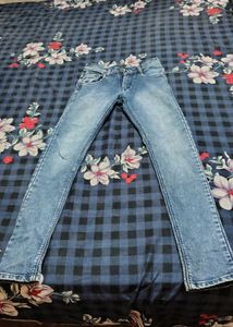 Light Wash Skinny Fit Jeans