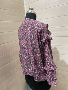 Oversized Floral Print Ruffle V-Neck Top
