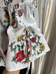 Off-Shoulder Floral Print Top