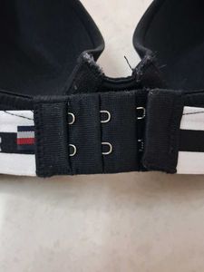 34A Tommy Hilfiger Black Bra