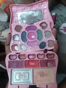 Kids Play Makeup Kit