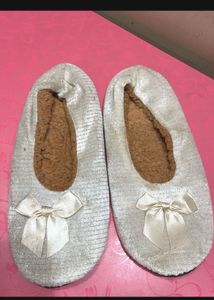 Cozy Bow Detail Slippers