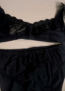 Black Lace Bra &amp; Panty Set